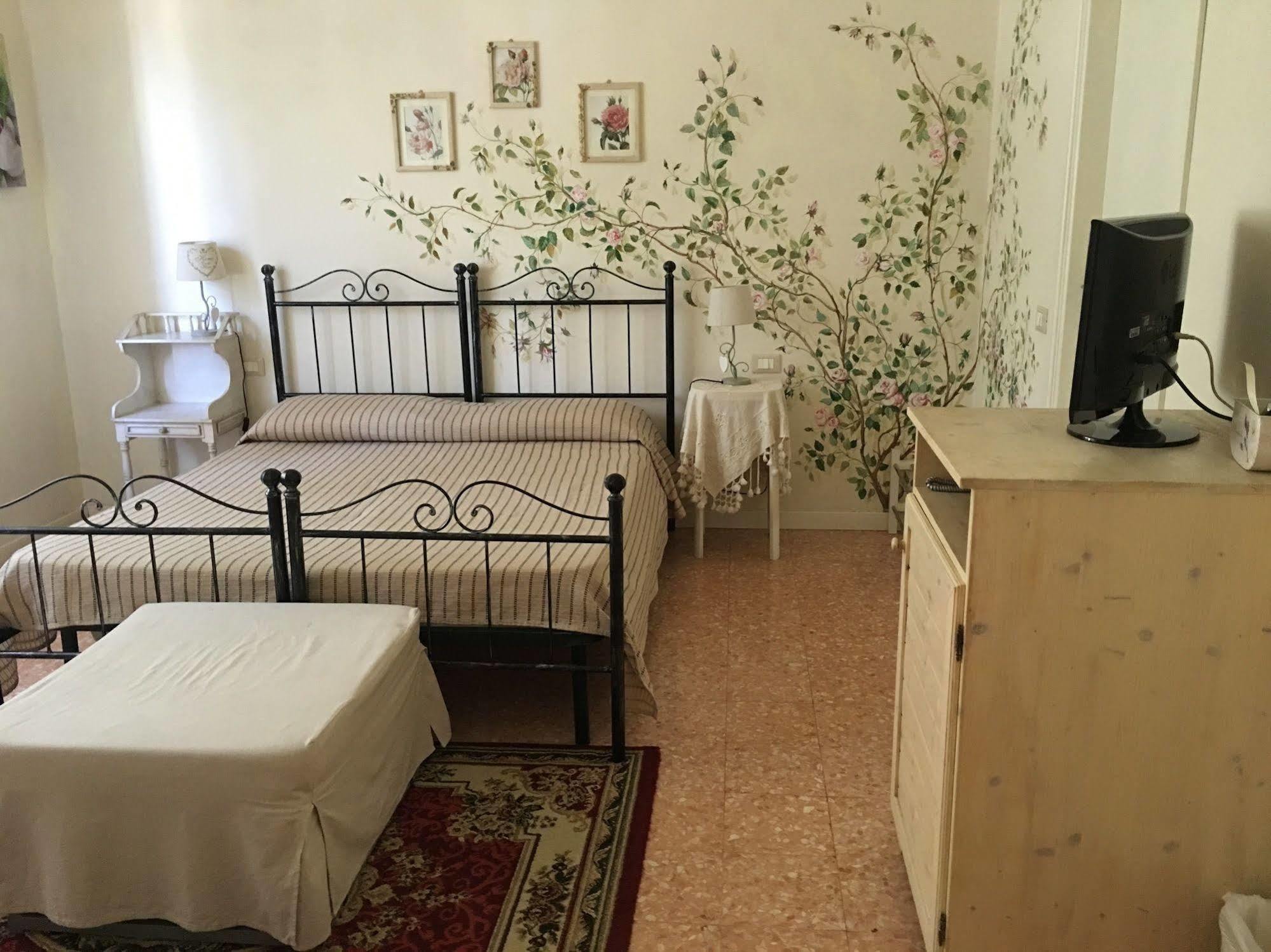 Affittacamere La Casa Di Ugo Ciglione 외부 사진