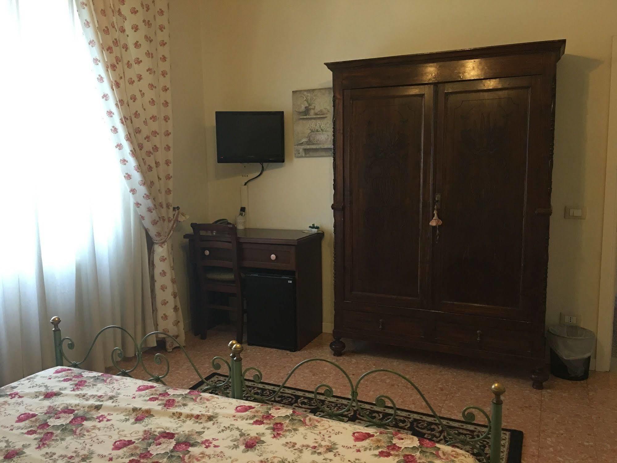 Affittacamere La Casa Di Ugo Ciglione 외부 사진