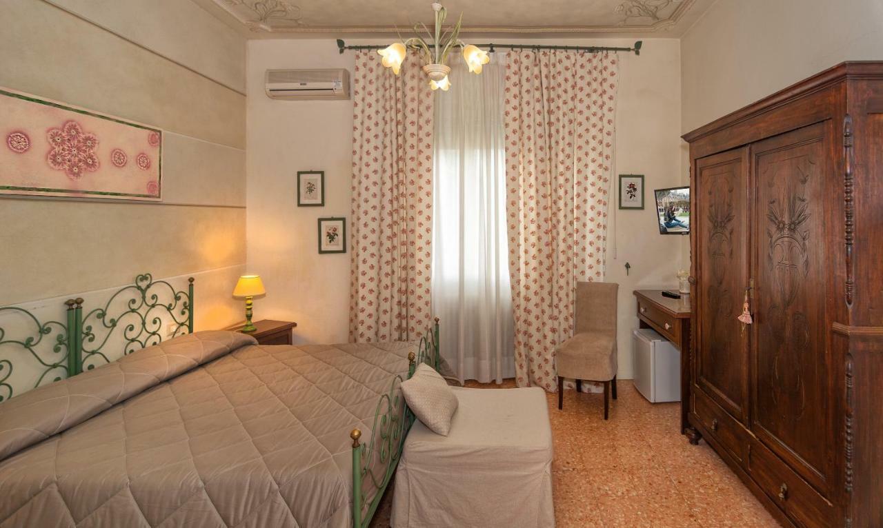 Affittacamere La Casa Di Ugo Ciglione 외부 사진